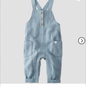 3/$23 Carter’s Little Planet Overall Blue Baby 3-6 months.
